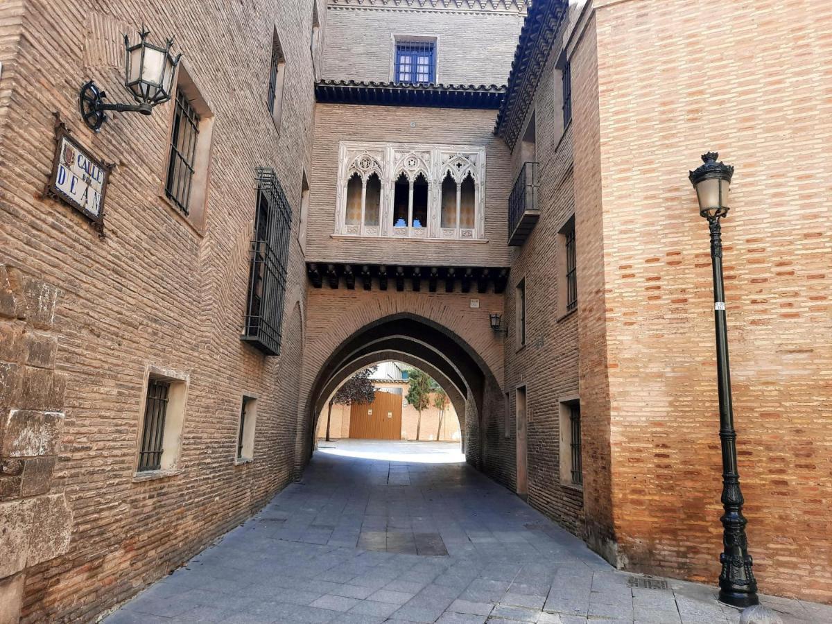 Apartamento Foro Romano Zaragoza Luaran gambar